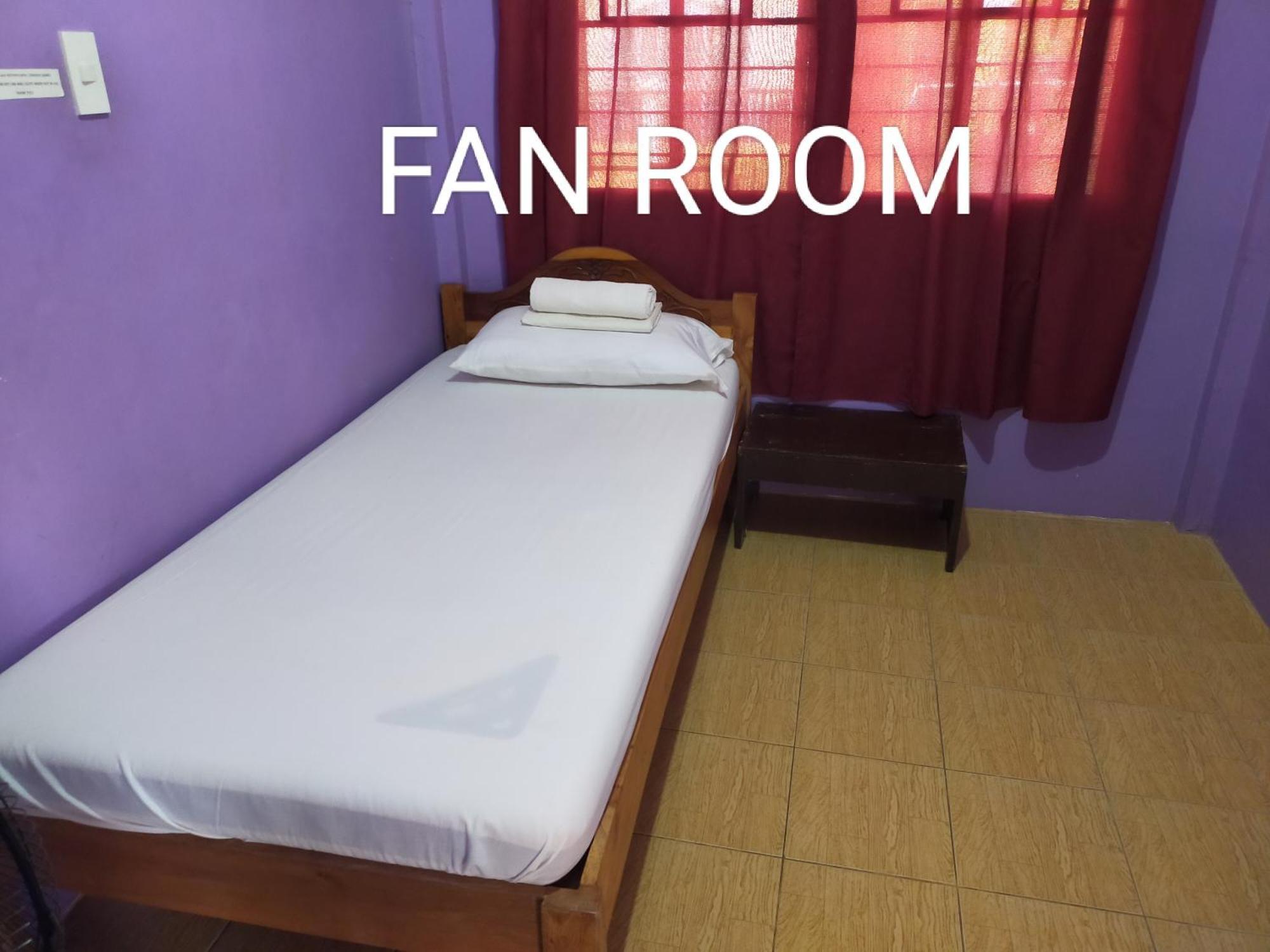 Touristlink Homestay Donsol Szoba fotó